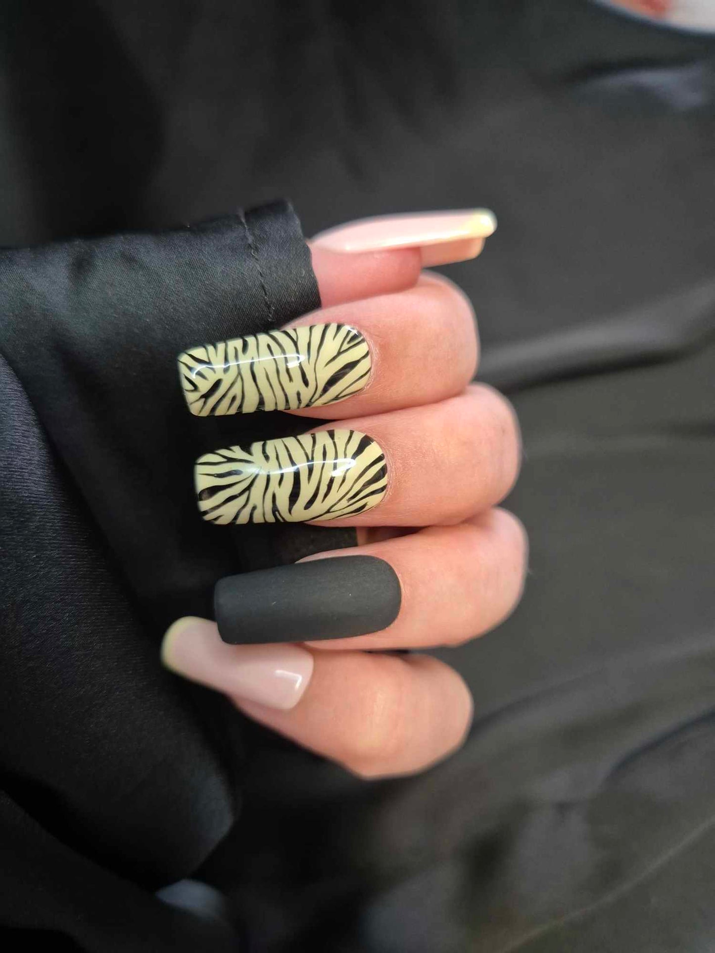 Modèle : Jungle Glow 🦓