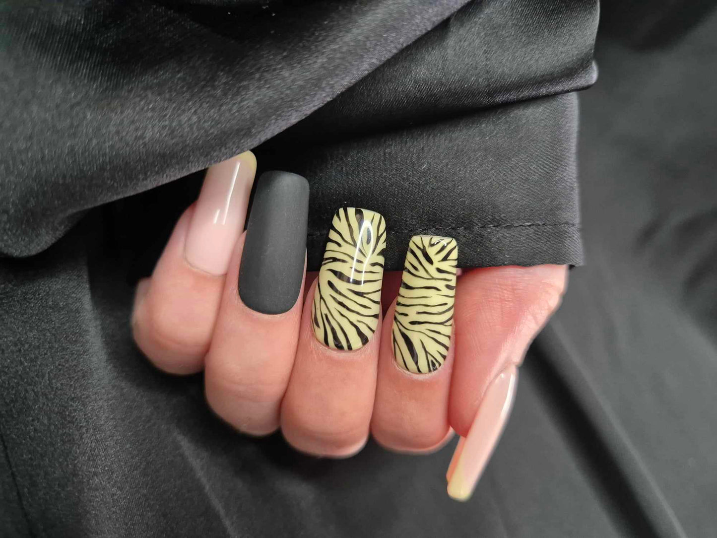 Modèle : Jungle Glow 🦓